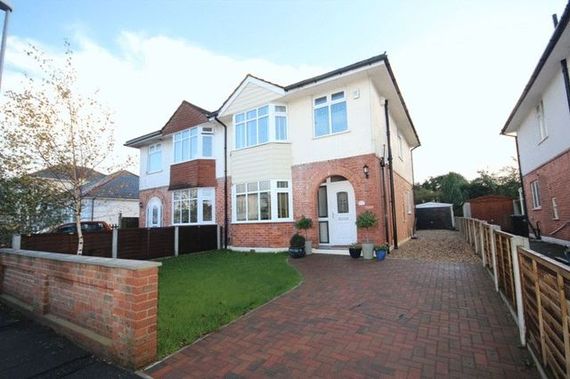 3 bedroom Semi-Detac...